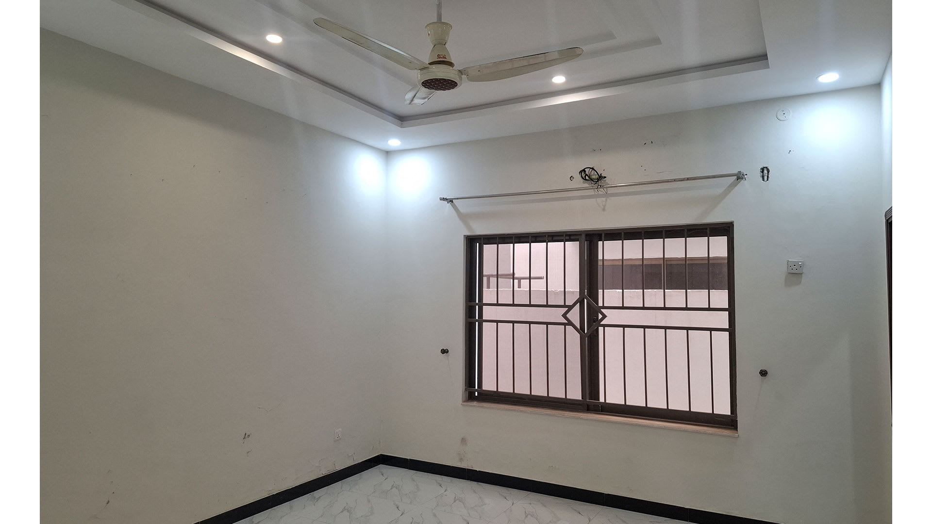 10 Marla Villa for Rent in  DHA Gujranwala - Prime Location