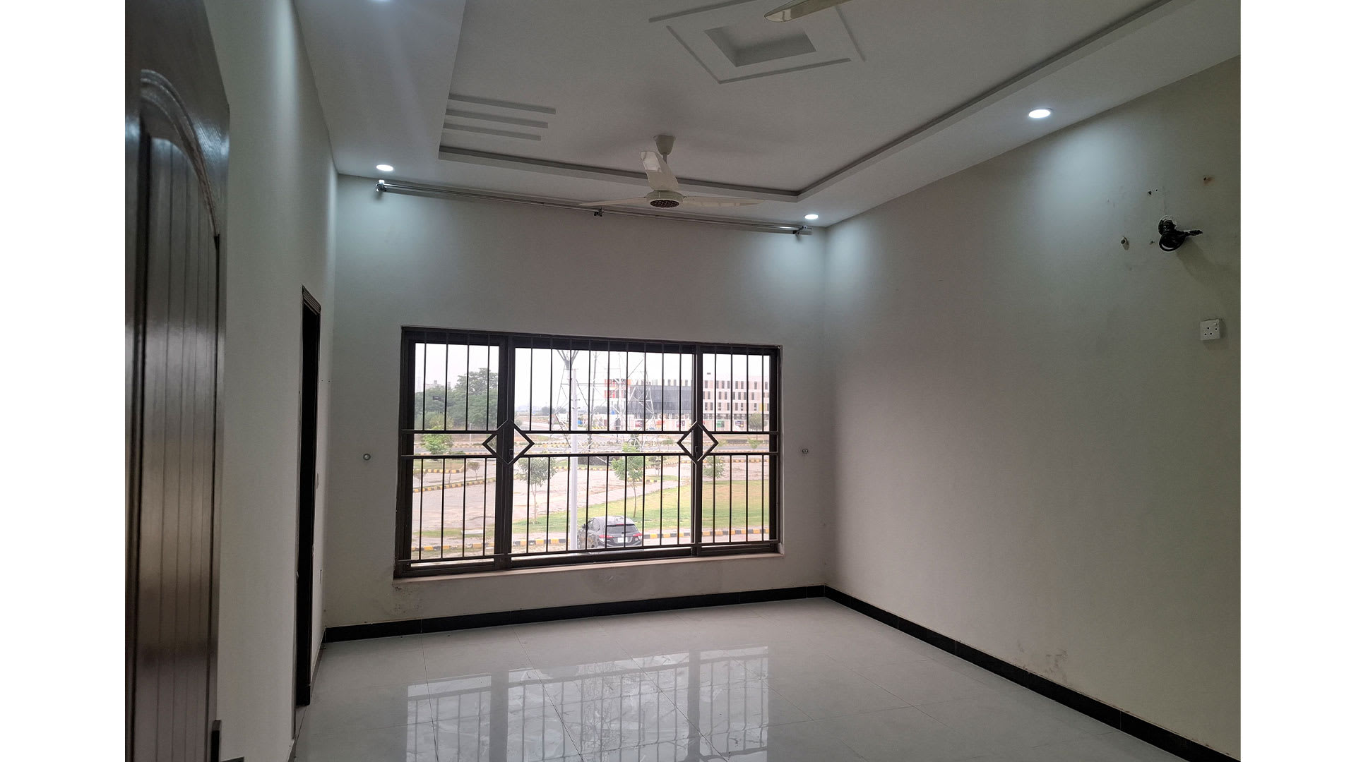 10 Marla Villa for Rent in  DHA Gujranwala - Prime Location