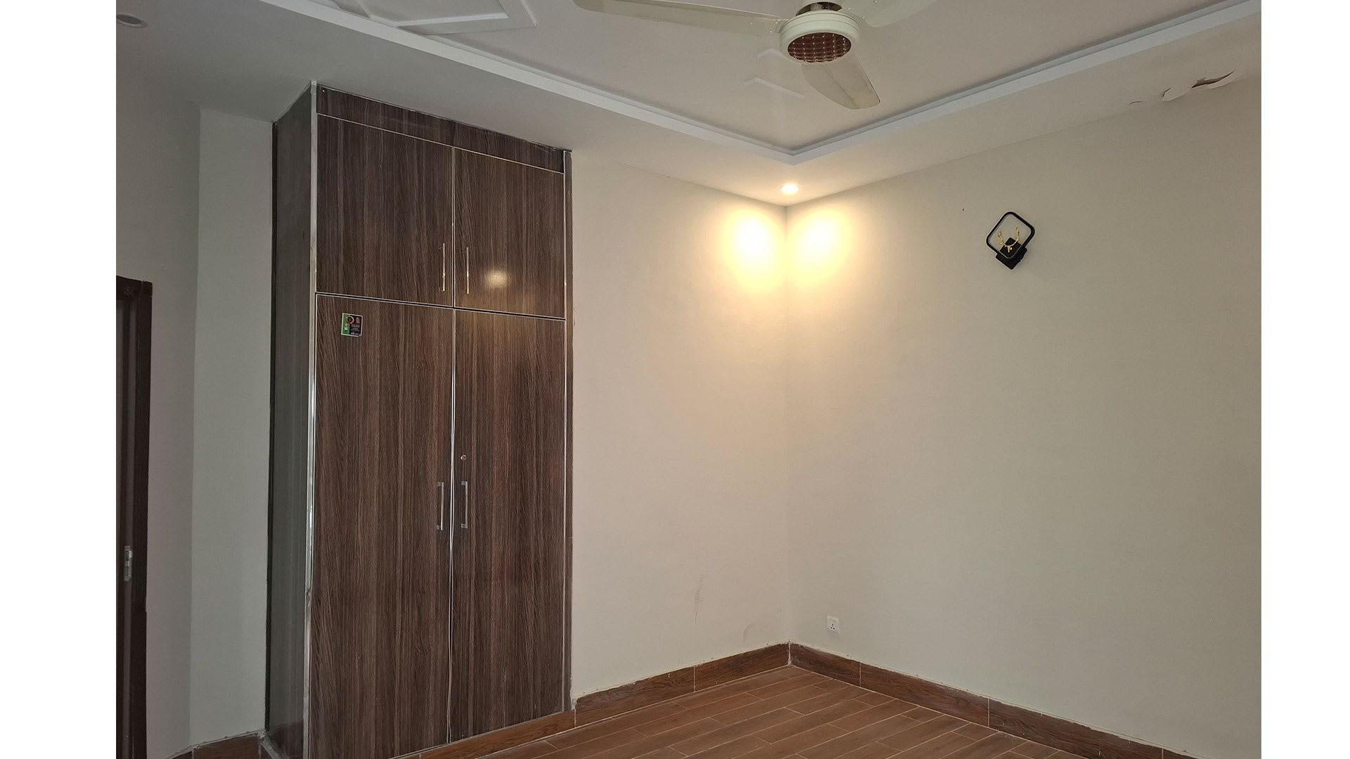 10 Marla Villa for Rent in  DHA Gujranwala - Prime Location