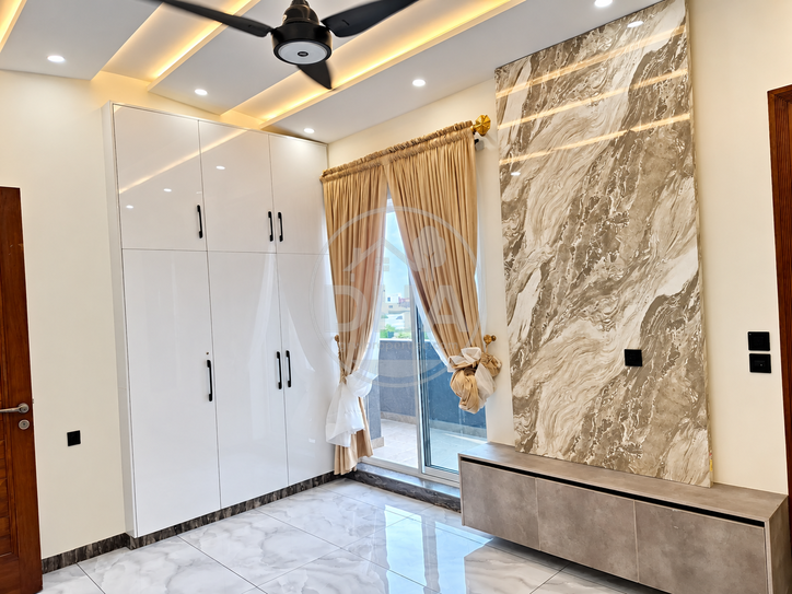 10 Marla House for Sale in DHA Gujranwala Sector G2 – House 486
