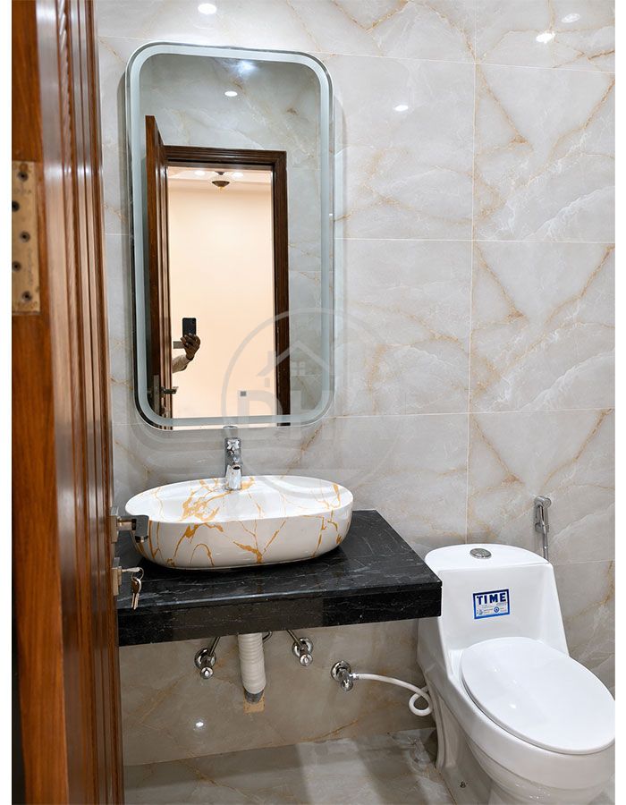 10 Marla House for Sale in DHA Gujranwala Sector C - 5 Bedrooms & 6 Bathrooms