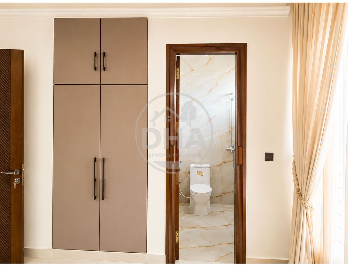 10 Marla House for Sale in DHA Gujranwala Sector C - 5 Bedrooms & 6 Bathrooms