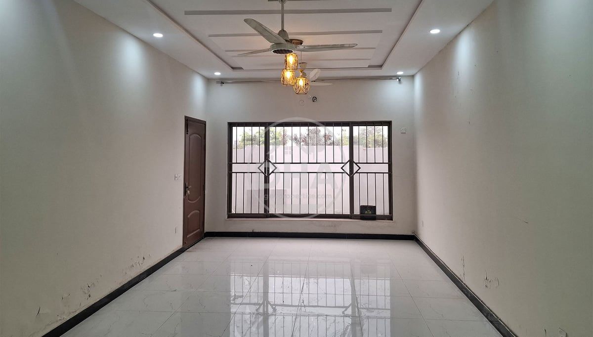 10 Marla Villa For Sale In DHA Gujranwala - Prime Location